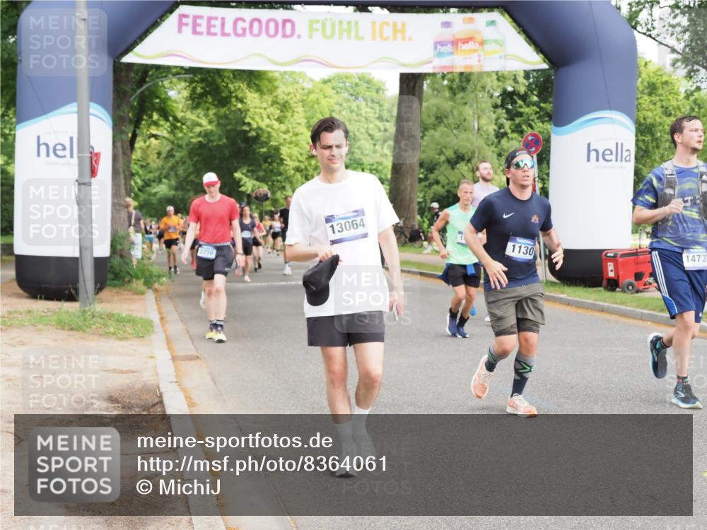 29.06.2025 - hella hamburg halbmarathon MichiJ http://msf.ph/oto/8364061 29.06.2025 10:43:33 Zwischen KM18-KM19 1130, 1485, 2083, 2250, 5492, 7547, 8825, 8968, 9246, 9727, 9903, 10133, 10408, 10665, 12196, 13064, 14139, 14737, 15431, 16434, 18867, 19184 meine-sportfotos.de