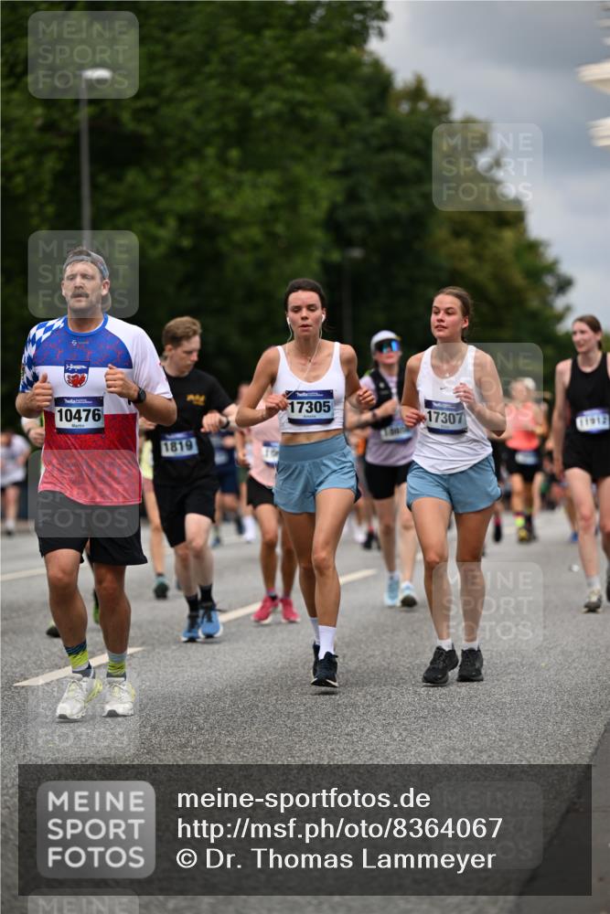 29.06.2025 - hella hamburg halbmarathon Dr. Thomas Lammeyer http://msf.ph/oto/8364067 29.06.2025 10:41:36 Kennedybrücke 56, 1022, 1118, 1276, 1339, 1597, 1799, 1819, 2031, 2104, 2199, 2272, 2480, 2552, 3165, 3230, 3873, 4347, 4442, 4618, 4733, 5146, 5224, 5640, 5940, 6243, 6584, 6821, 7085, 7202, 7235, 7544, 7707, 7823, 8315, 8499, 8758, 8843, 9054, 9055, 9288, 10024, 10112, 10159, 10476, 10762, 10798, 10919, 10931 meine-sportfotos.de