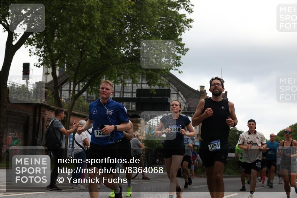 29.06.2025 - hella hamburg halbmarathon Yannick Fuchs http://msf.ph/oto/8364068 29.06.2025 10:53:19 20KM 2006, 2348, 2584, 2677, 2957, 2978, 3114, 3181, 3279, 3425, 3983, 4088, 4592, 4796, 5347, 5885, 6087, 6202, 6220, 6438, 6997, 7031, 7223, 7287, 8290, 10036, 10587, 10759, 10896, 10943, 11935, 11938, 12206, 12261, 12564, 12633, 12736, 12862, 13583, 13761, 14567, 14732, 14902, 14928, 14965, 15232, 15240, 15284, 15824, 16160, 16341, 16910, 16980, 17017, 17176, 17503, 17630, 18153, 18266, 18327, 18467, 18485, 18716, 19015, 19160 meine-sportfotos.de