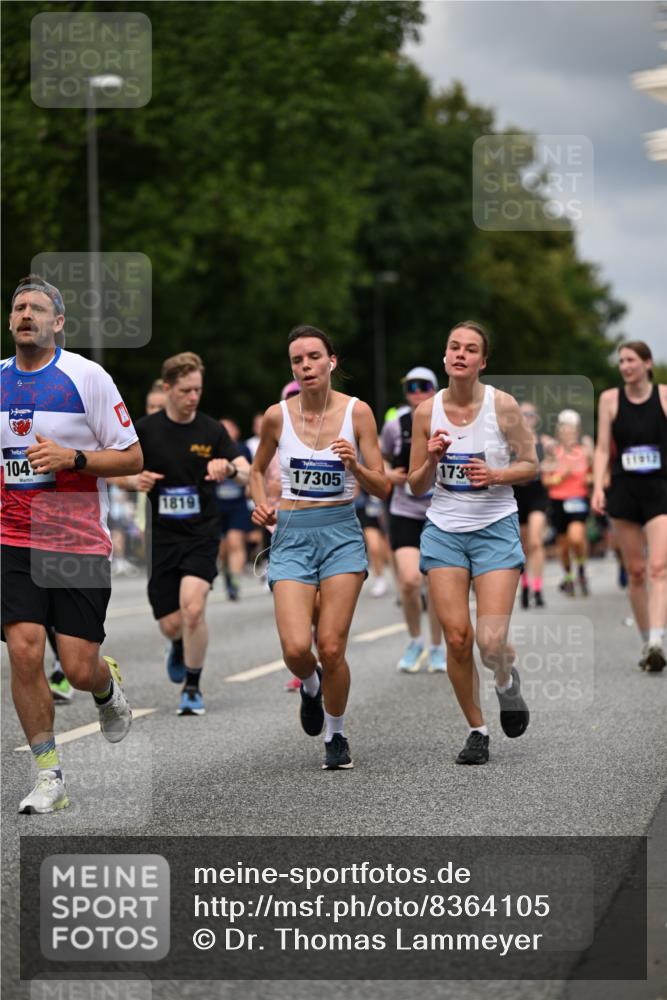 29.06.2025 - hella hamburg halbmarathon Dr. Thomas Lammeyer http://msf.ph/oto/8364105 29.06.2025 10:41:36 Kennedybrücke 56, 1022, 1118, 1276, 1339, 1597, 1799, 1819, 2031, 2104, 2199, 2272, 2480, 2552, 3165, 3230, 3873, 4347, 4442, 4618, 4733, 5146, 5224, 5640, 5940, 6243, 6584, 6821, 7085, 7202, 7235, 7544, 7707, 7823, 8315, 8499, 8758, 8843, 9054, 9055, 9288, 10024, 10112, 10159, 10476, 10762, 10798, 10919, 10931 meine-sportfotos.de