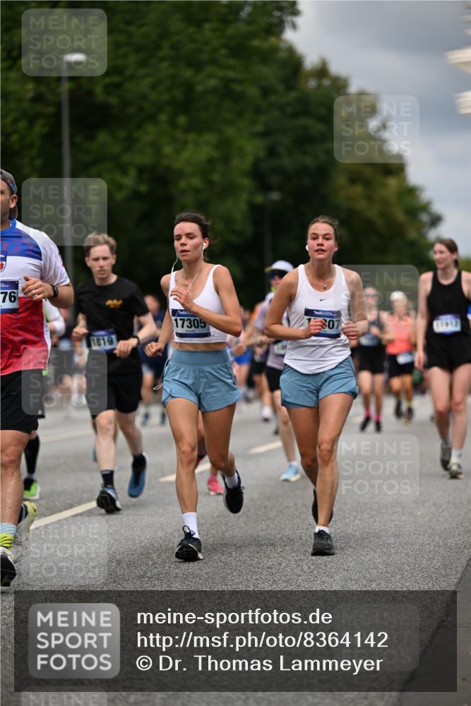 29.06.2025 - hella hamburg halbmarathon Dr. Thomas Lammeyer http://msf.ph/oto/8364142 29.06.2025 10:41:36 Kennedybrücke 56, 1022, 1118, 1276, 1339, 1597, 1799, 1819, 2031, 2104, 2199, 2272, 2480, 2552, 3165, 3230, 3873, 4347, 4442, 4618, 4733, 5146, 5224, 5640, 5940, 6243, 6584, 6821, 7085, 7202, 7235, 7544, 7707, 7823, 8315, 8499, 8758, 8843, 9054, 9055, 9288, 10024, 10112, 10159, 10476, 10762, 10798, 10919, 10931 meine-sportfotos.de
