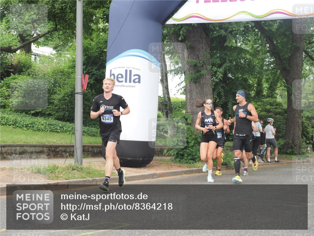 29.06.2025 - hella hamburg halbmarathon KatJ http://msf.ph/oto/8364218 29.06.2025 10:22:50 Zwischen KM18-KM19 4246 meine-sportfotos.de