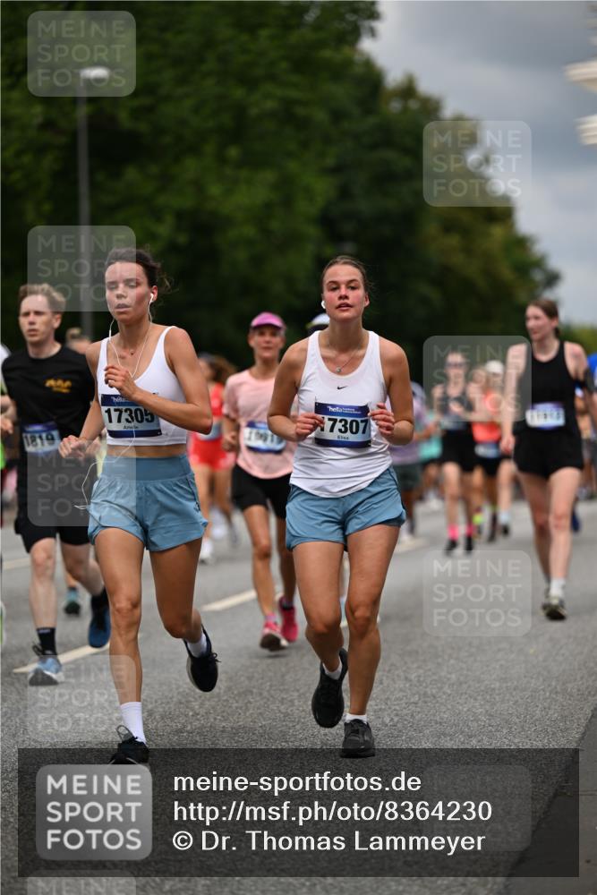 29.06.2025 - hella hamburg halbmarathon Dr. Thomas Lammeyer http://msf.ph/oto/8364230 29.06.2025 10:41:37 Kennedybrücke 56, 1022, 1118, 1276, 1339, 1597, 1799, 1819, 2016, 2031, 2104, 2199, 2272, 2480, 2552, 3165, 3230, 3873, 4347, 4442, 4618, 4733, 5146, 5224, 5640, 5940, 6243, 6584, 6821, 7085, 7202, 7235, 7544, 7707, 7823, 8499, 8758, 8843, 9054, 9055, 9288, 10024, 10112, 10159, 10476, 10762, 10798, 10919, 10931 meine-sportfotos.de