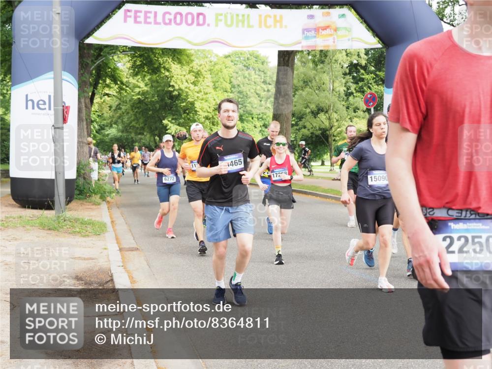 29.06.2025 - hella hamburg halbmarathon MichiJ http://msf.ph/oto/8364811 29.06.2025 10:43:39 Zwischen KM18-KM19 1130, 1485, 5492, 6272, 6399, 7659, 8669, 8825, 11832, 12014, 12196, 12585, 13465, 14139, 14737, 15090, 15125, 15431, 15712, 17268, 17665 meine-sportfotos.de