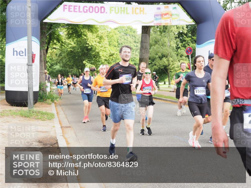 29.06.2025 - hella hamburg halbmarathon MichiJ http://msf.ph/oto/8364829 29.06.2025 10:43:39 Zwischen KM18-KM19 1130, 1485, 5492, 6272, 6399, 7659, 8669, 8825, 11832, 12014, 12196, 12585, 13465, 14139, 14737, 15090, 15125, 15431, 15712, 17268, 17665 meine-sportfotos.de