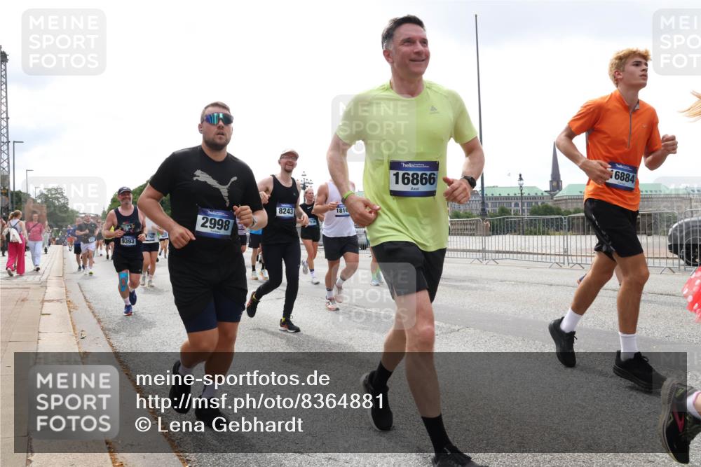 29.06.2025 - hella hamburg halbmarathon Lena Gebhardt http://msf.ph/oto/8364881 29.06.2025 10:39:25 Lombardsbrücke 9393, 2998, 8243, 1816, 16866, 6884, 1760, 1856, 1883, 2092, 2524, 2534, 2571, 2574, 2578, 2843, 2893, 2976, 2998, 3275, 3353, 3727, 3745, 4410, 4523, 4603, 4609, 4659, 4855, 4882, 5045, 5701, 6062, 6112, 6321, 6342, 6343, 6427, 6428, 6611, 6719, 6726, 6748, 7053, 7125, 7199, 7341, 7501, 7506, 7524, 7589, 7684, 7815, 8203, 8243, 8457, 8783, 8995, 9393, 9420, 9446, 9569, 9698, 9747, 9777, 9974, 9977, 10001, 10072, 10315, 10512, 10516, 13060 meine-sportfotos.de