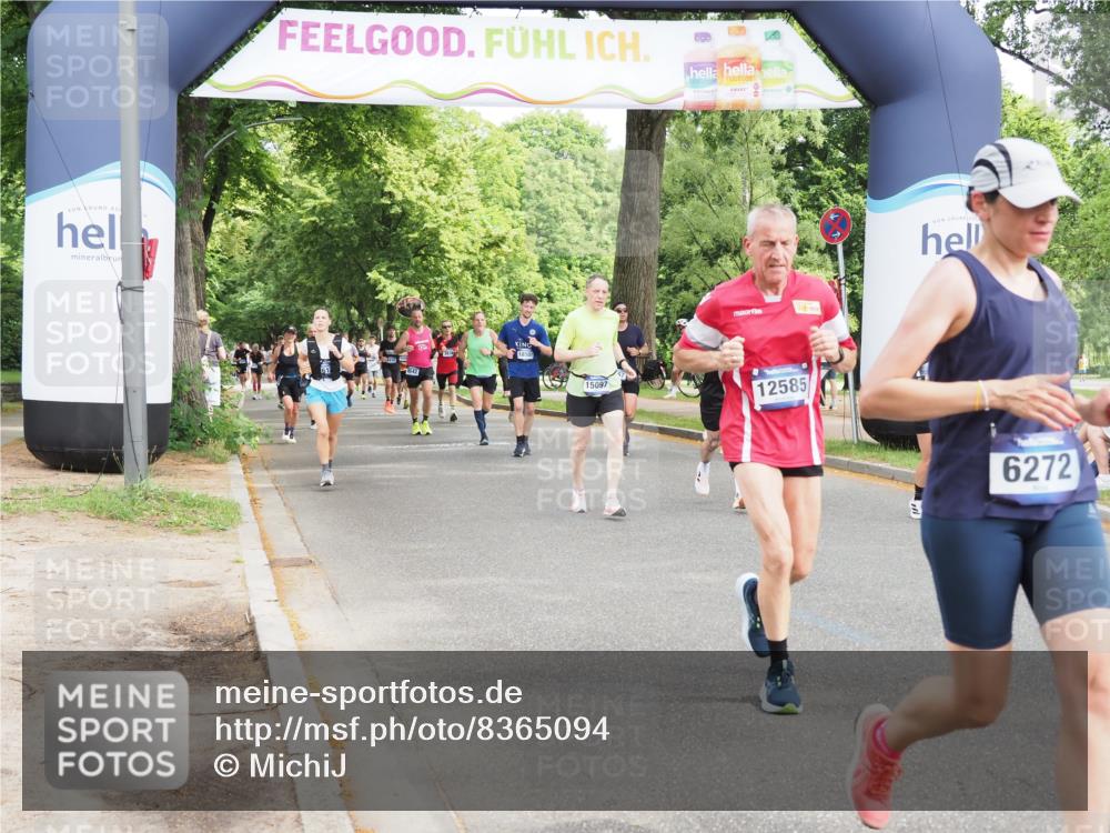29.06.2025 - hella hamburg halbmarathon MichiJ http://msf.ph/oto/8365094 29.06.2025 10:43:42 Zwischen KM18-KM19 1583, 6272, 6399, 7659, 8669, 11832, 12014, 12585, 13465, 15090, 15097, 15125, 15527, 15712, 17268, 17665 meine-sportfotos.de