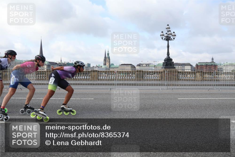 29.06.2025 - hella hamburg halbmarathon Lena Gebhardt http://msf.ph/oto/8365374 29.06.2025 08:49:00 Lombardsbrücke 529, 20348 meine-sportfotos.de