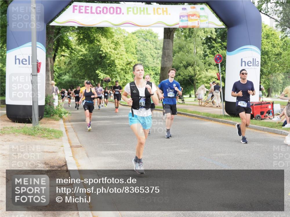 29.06.2025 - hella hamburg halbmarathon MichiJ http://msf.ph/oto/8365375 29.06.2025 10:43:45 Zwischen KM18-KM19 1583, 4167, 6272, 7659, 7716, 8652, 8669, 11212, 11612, 11832, 12585, 13465, 15097, 15527, 15712, 17268, 18501 meine-sportfotos.de