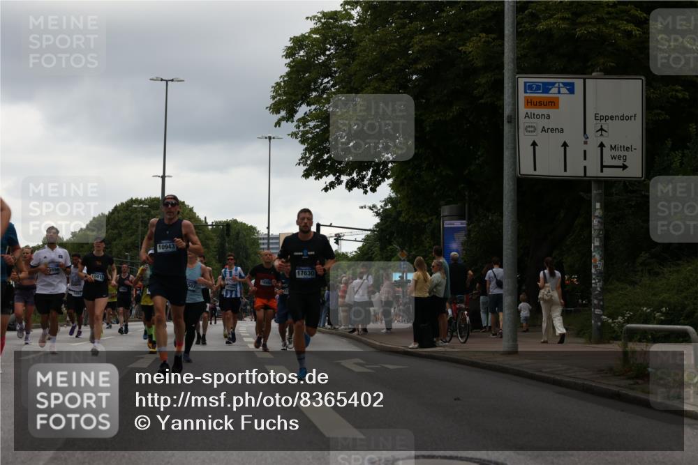 29.06.2025 - hella hamburg halbmarathon Yannick Fuchs http://msf.ph/oto/8365402 29.06.2025 10:53:21 20KM 2006, 2348, 2584, 2677, 2957, 2978, 3114, 3181, 3279, 3425, 3983, 4088, 4592, 4796, 5885, 6087, 6202, 6220, 6438, 7031, 7223, 7287, 8290, 10036, 10587, 10759, 10896, 10943, 11018, 11935, 11938, 12206, 12261, 12564, 12633, 12736, 12862, 13583, 13761, 14567, 14732, 14902, 14928, 14965, 15232, 15240, 15284, 16227, 16341, 16910, 16980, 17017, 17176, 17304, 17503, 17630, 18153, 18327, 18467, 18485, 18716, 18855, 19015, 19160 meine-sportfotos.de