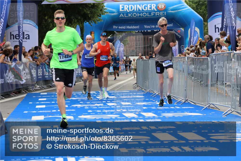 29.06.2025 - hella hamburg halbmarathon Strokosch-Dieckow http://msf.ph/oto/8365602 29.06.2025 10:28:45 Ziel 1953, 2604, 3968, 6090, 10486, 15655, 17428, 18763 meine-sportfotos.de