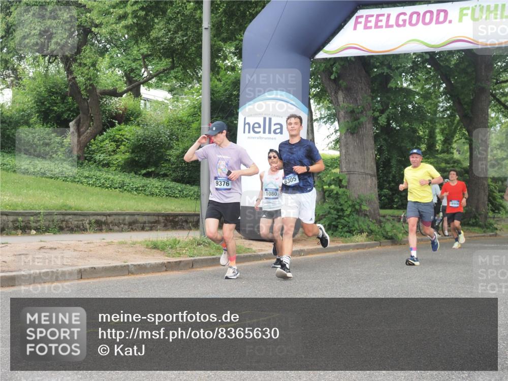 29.06.2025 - hella hamburg halbmarathon KatJ http://msf.ph/oto/8365630 29.06.2025 10:23:00 Zwischen KM18-KM19 1053, 2243, 5193, 6305 meine-sportfotos.de