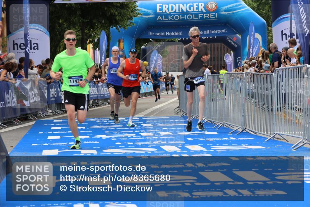 29.06.2025 - hella hamburg halbmarathon Strokosch-Dieckow http://msf.ph/oto/8365680 29.06.2025 10:28:44 Ziel 1953, 2604, 3968, 6090, 10222, 10486, 15655, 17213, 17428, 18763 meine-sportfotos.de