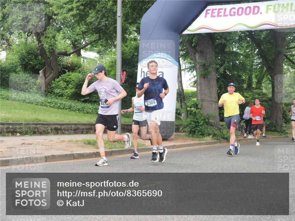 29.06.2025 - hella hamburg halbmarathon KatJ http://msf.ph/oto/8365690 29.06.2025 10:23:00 Zwischen KM18-KM19 1053, 2243, 5193, 6305 meine-sportfotos.de