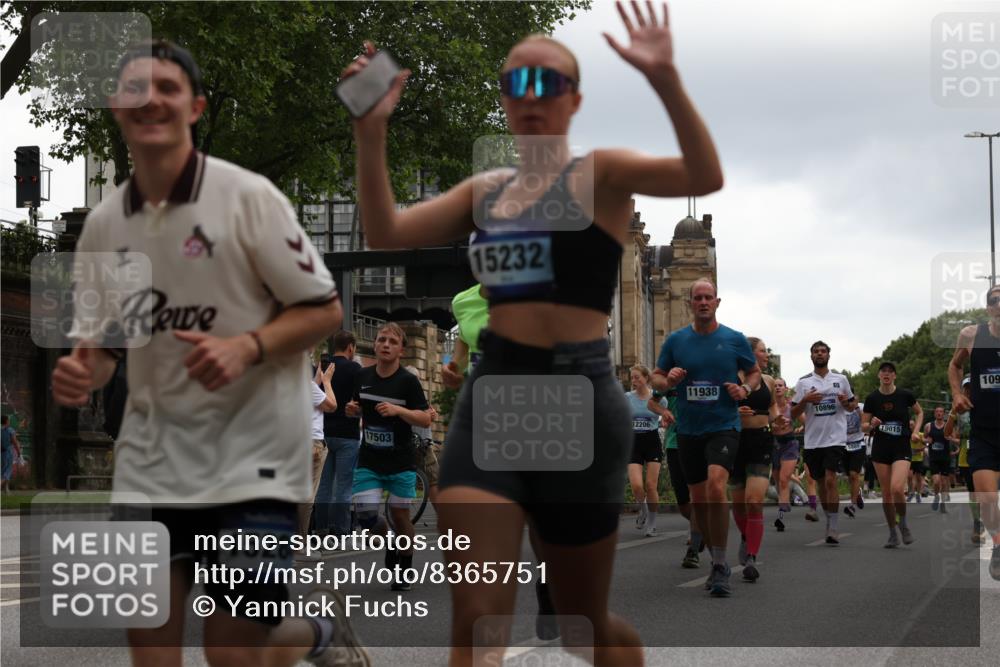 29.06.2025 - hella hamburg halbmarathon Yannick Fuchs http://msf.ph/oto/8365751 29.06.2025 10:53:22 20KM 2006, 2348, 2584, 2957, 2978, 3114, 3181, 3279, 3425, 3983, 4088, 4592, 4796, 5885, 6087, 6202, 6220, 6438, 7031, 7223, 7287, 8290, 10036, 10488, 10587, 10759, 10896, 10943, 11018, 11935, 11938, 12206, 12261, 12564, 12633, 12736, 12779, 12862, 13583, 13761, 14567, 14732, 14902, 14928, 14965, 15232, 15240, 15284, 15785, 16227, 16341, 16754, 16910, 16915, 16980, 17176, 17304, 17503, 17630, 18153, 18327, 18467, 18485, 18716, 18855, 19015, 19160 meine-sportfotos.de