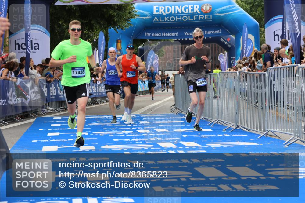 29.06.2025 - hella hamburg halbmarathon Strokosch-Dieckow http://msf.ph/oto/8365823 29.06.2025 10:28:45 Ziel 1953, 2604, 3968, 6090, 10486, 15655, 17428, 18763 meine-sportfotos.de