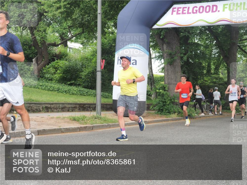 29.06.2025 - hella hamburg halbmarathon KatJ http://msf.ph/oto/8365861 29.06.2025 10:23:01 Zwischen KM18-KM19 1053, 1080, 2243, 5193, 6305 meine-sportfotos.de