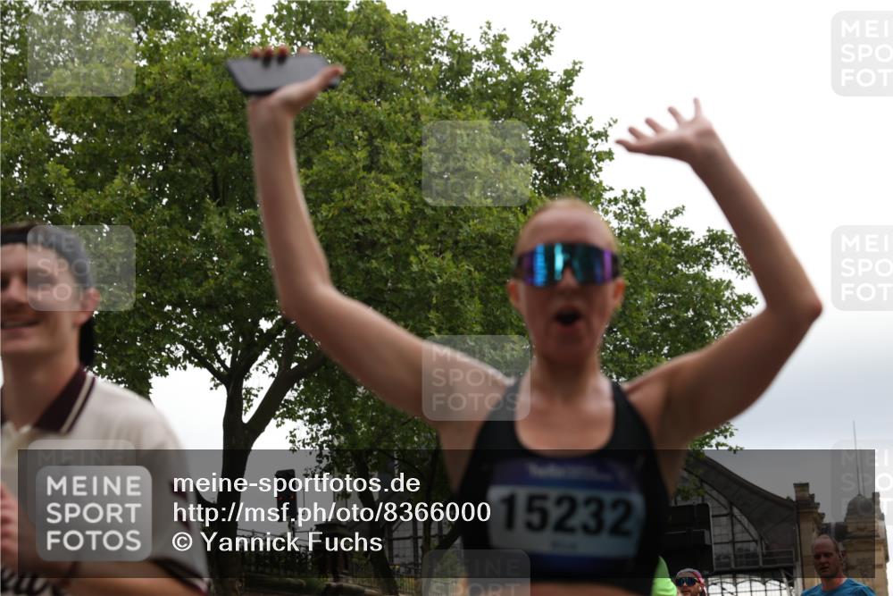 29.06.2025 - hella hamburg halbmarathon Yannick Fuchs http://msf.ph/oto/8366000 29.06.2025 10:53:22 20KM 2006, 2348, 2584, 2957, 2978, 3114, 3181, 3279, 3425, 3983, 4088, 4592, 4796, 5885, 6087, 6202, 6220, 6438, 7031, 7223, 7287, 8290, 10036, 10488, 10587, 10759, 10896, 10943, 11018, 11935, 11938, 12206, 12261, 12564, 12633, 12736, 12779, 12862, 13583, 13761, 14567, 14732, 14902, 14928, 14965, 15232, 15240, 15284, 15785, 16227, 16341, 16754, 16910, 16915, 16980, 17176, 17304, 17503, 17630, 18153, 18327, 18467, 18485, 18716, 18855, 19015, 19160 meine-sportfotos.de