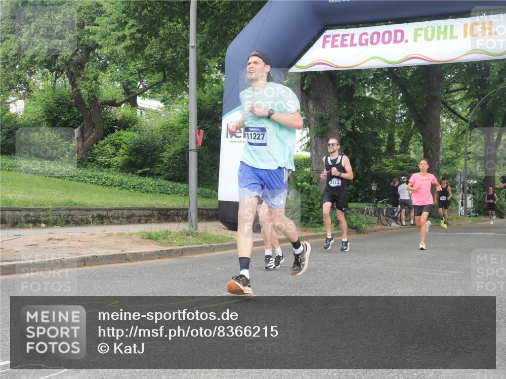 29.06.2025 - hella hamburg halbmarathon KatJ http://msf.ph/oto/8366215 29.06.2025 10:23:04 Zwischen KM18-KM19 1080, 5193, 6305, 7534, 8312 meine-sportfotos.de