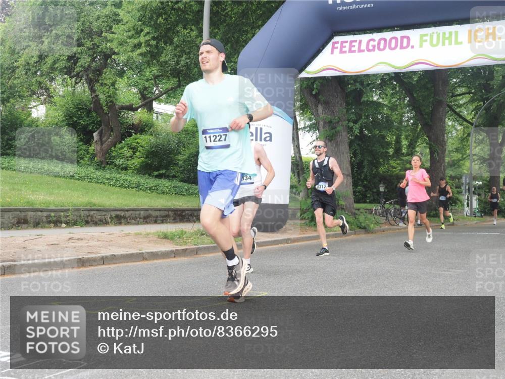 29.06.2025 - hella hamburg halbmarathon KatJ http://msf.ph/oto/8366295 29.06.2025 10:23:04 Zwischen KM18-KM19 1080, 5193, 6305, 7534, 8312 meine-sportfotos.de