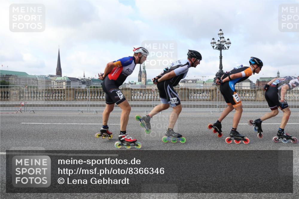29.06.2025 - hella hamburg halbmarathon Lena Gebhardt http://msf.ph/oto/8366346 29.06.2025 08:49:04 Lombardsbrücke 243, 139, 47 meine-sportfotos.de