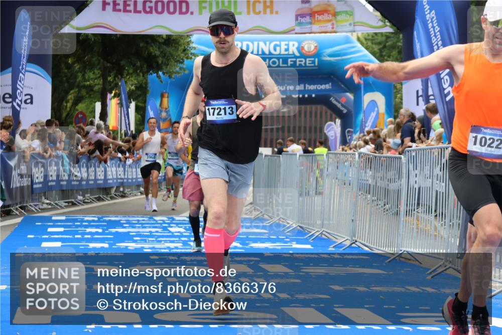 29.06.2025 - hella hamburg halbmarathon Strokosch-Dieckow http://msf.ph/oto/8366376 29.06.2025 10:28:38 Ziel 1953, 3968, 6090, 10222, 15655, 17213, 17428 meine-sportfotos.de