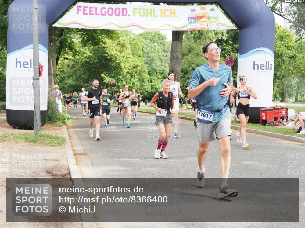 29.06.2025 - hella hamburg halbmarathon MichiJ http://msf.ph/oto/8366400 29.06.2025 10:43:56 Zwischen KM18-KM19 1563, 2417, 2676, 4833, 4940, 5570, 6416, 6835, 9361, 9488, 9907, 11554, 13523, 14867, 17617, 17779 meine-sportfotos.de