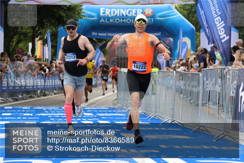 29.06.2025 - hella hamburg halbmarathon Strokosch-Dieckow http://msf.ph/oto/8366589 29.06.2025 10:28:36 Ziel 1953, 3968, 6090, 10222, 15655, 17213, 17374 meine-sportfotos.de