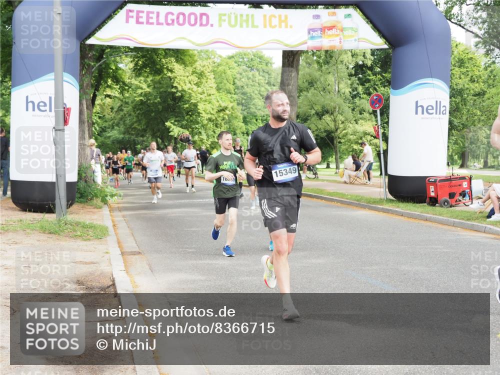 29.06.2025 - hella hamburg halbmarathon MichiJ http://msf.ph/oto/8366715 29.06.2025 10:43:59 Zwischen KM18-KM19 2676, 4833, 4940, 4951, 5570, 6835, 9361, 11083, 11554, 13523, 14867, 15349, 16257, 16261, 17617, 17779, 18388 meine-sportfotos.de