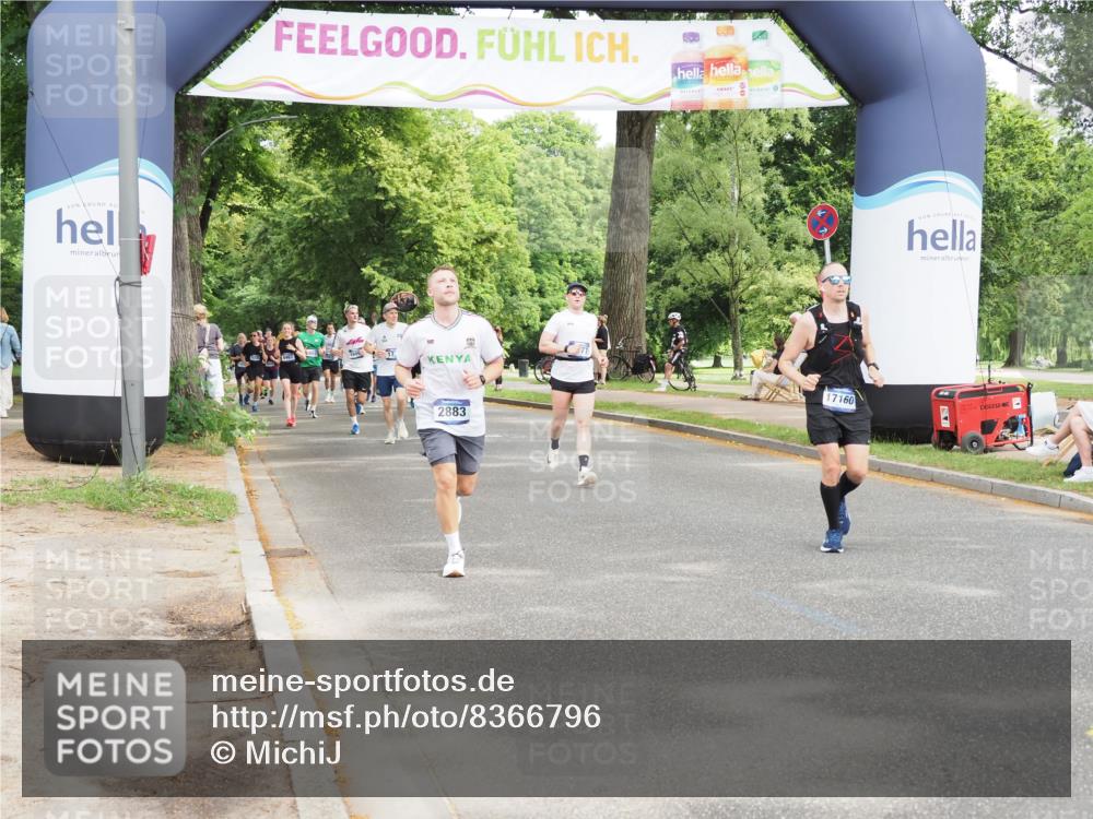 29.06.2025 - hella hamburg halbmarathon MichiJ http://msf.ph/oto/8366796 29.06.2025 10:44:03 Zwischen KM18-KM19 2883, 4833, 4951, 5570, 6835, 9577, 11083, 11554, 15349, 16257, 16261, 17160, 17617, 18388 meine-sportfotos.de