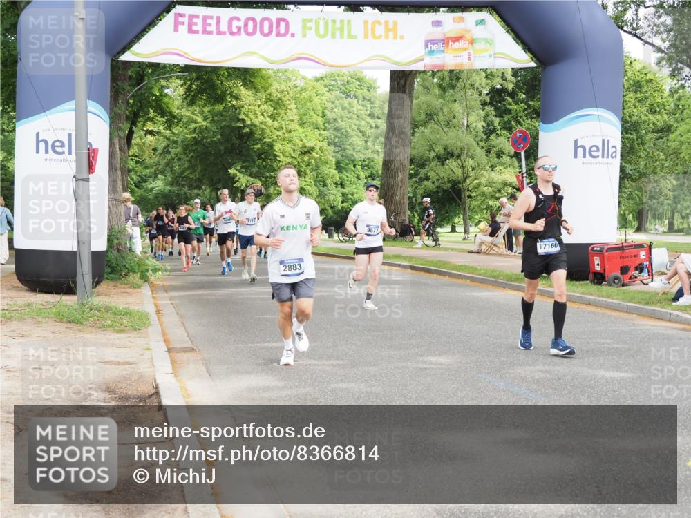 29.06.2025 - hella hamburg halbmarathon MichiJ http://msf.ph/oto/8366814 29.06.2025 10:44:03 Zwischen KM18-KM19 2883, 4833, 4951, 5570, 6835, 9577, 11083, 11554, 15349, 16257, 16261, 17160, 17617, 18388 meine-sportfotos.de