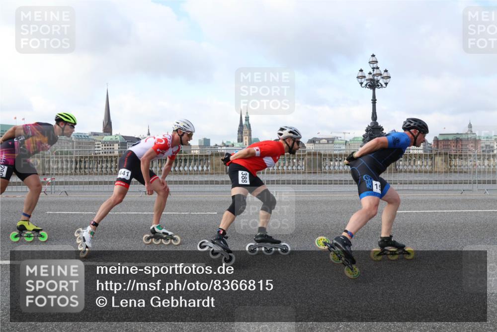 29.06.2025 - hella hamburg halbmarathon Lena Gebhardt http://msf.ph/oto/8366815 29.06.2025 08:49:27 Lombardsbrücke 441, 15 meine-sportfotos.de