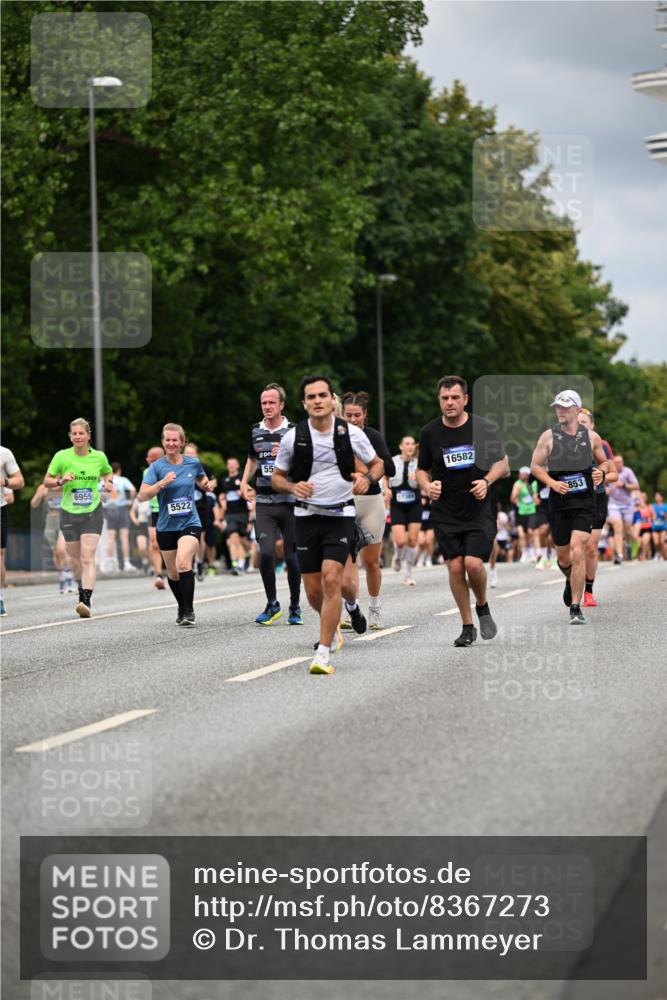 29.06.2025 - hella hamburg halbmarathon Dr. Thomas Lammeyer http://msf.ph/oto/8367273 29.06.2025 10:41:52 Kennedybrücke 1337, 1339, 1475, 1799, 1819, 2016, 2031, 2480, 2853, 4347, 4442, 4618, 4762, 5139, 5522, 5523, 5640, 6243, 6821, 6955, 7085, 7124, 7321, 7544, 8499, 8811, 8843, 8985, 9288, 9894, 10159, 10506, 10836, 10919 meine-sportfotos.de