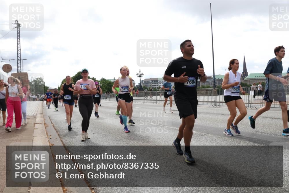 29.06.2025 - hella hamburg halbmarathon Lena Gebhardt http://msf.ph/oto/8367335 29.06.2025 10:39:32 Lombardsbrücke 3353, 112, 7524, 3275, 7684, 15536, 1760, 1856, 1883, 2092, 2571, 2574, 2578, 2843, 2893, 2976, 2998, 3046, 3275, 3353, 3727, 4298, 4523, 4603, 4609, 4659, 4752, 4855, 4882, 5045, 5701, 6112, 6321, 6342, 6343, 6427, 6428, 6611, 6719, 6726, 6739, 6748, 7053, 7125, 7199, 7341, 7429, 7501, 7506, 7524, 7589, 7684, 7815, 8203, 8243, 8457, 8995, 9393, 9420, 9446, 9569, 9698, 9747, 9777, 9974, 9977, 10001, 10315, 10441, 10512, 10516 meine-sportfotos.de