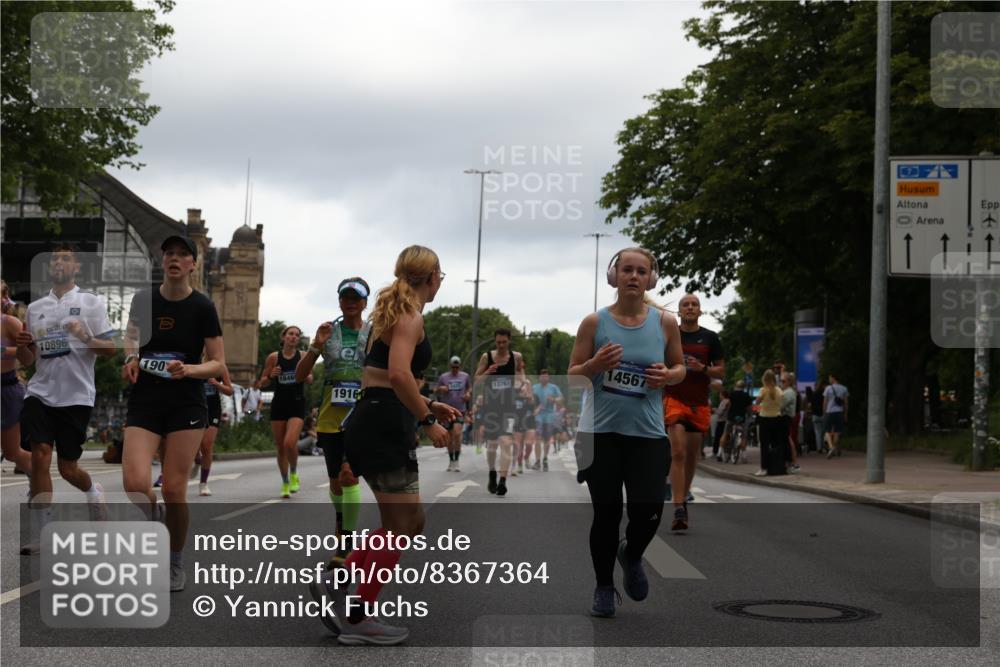 29.06.2025 - hella hamburg halbmarathon Yannick Fuchs http://msf.ph/oto/8367364 29.06.2025 10:53:25 20KM 2348, 2584, 2780, 2957, 2978, 3114, 3279, 3425, 3983, 4088, 4592, 4796, 5885, 6087, 6220, 6438, 7031, 7223, 7287, 10488, 10587, 10759, 10896, 10943, 11018, 11757, 11935, 11938, 12206, 12261, 12564, 12633, 12736, 12779, 12862, 13583, 13706, 13761, 14567, 14732, 14902, 14928, 14965, 15232, 15284, 15785, 16227, 16341, 16754, 16910, 16915, 16980, 17176, 17304, 17503, 17630, 18467, 18485, 18716, 18855, 19015, 19160 meine-sportfotos.de