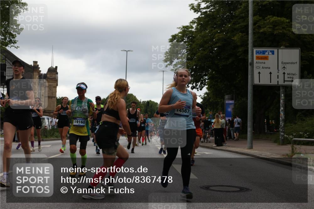 29.06.2025 - hella hamburg halbmarathon Yannick Fuchs http://msf.ph/oto/8367478 29.06.2025 10:53:25 20KM 2348, 2584, 2780, 2957, 2978, 3114, 3279, 3425, 3983, 4088, 4592, 4796, 5885, 6087, 6220, 6438, 7031, 7223, 7287, 10488, 10587, 10759, 10896, 10943, 11018, 11757, 11935, 11938, 12206, 12261, 12564, 12633, 12736, 12779, 12862, 13583, 13706, 13761, 14567, 14732, 14902, 14928, 14965, 15232, 15284, 15785, 16227, 16341, 16754, 16910, 16915, 16980, 17176, 17304, 17503, 17630, 18467, 18485, 18716, 18855, 19015, 19160 meine-sportfotos.de