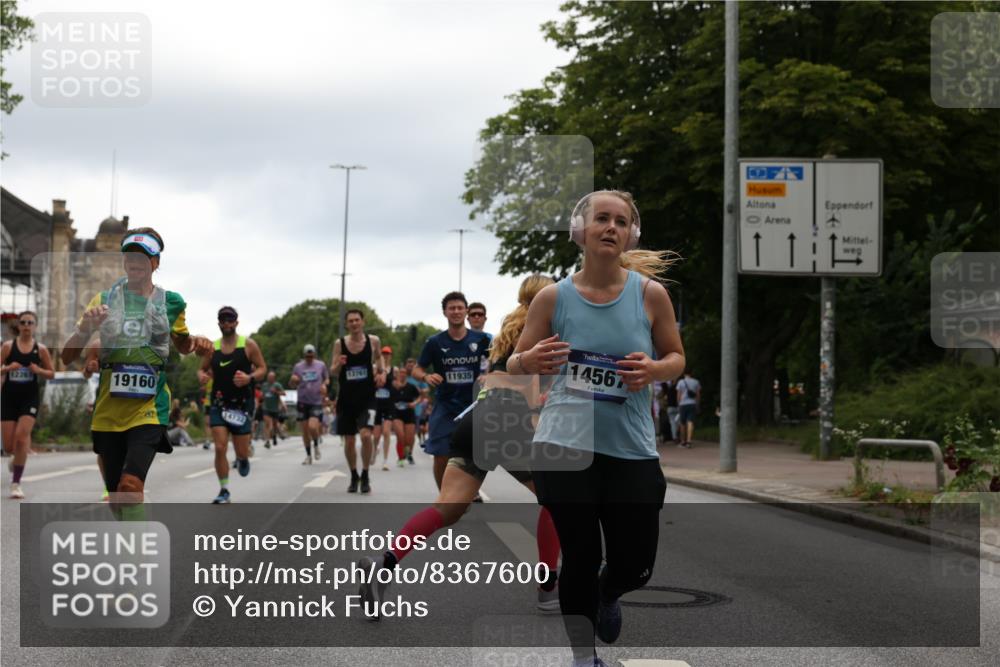 29.06.2025 - hella hamburg halbmarathon Yannick Fuchs http://msf.ph/oto/8367600 29.06.2025 10:53:26 20KM 2348, 2584, 2780, 2957, 2978, 3114, 3279, 3425, 3983, 4088, 4238, 4592, 4796, 5885, 6087, 6220, 6438, 7031, 7223, 7287, 9985, 10488, 10587, 10759, 10896, 10943, 11018, 11757, 11935, 11938, 12206, 12261, 12564, 12736, 12779, 12862, 13583, 13706, 13761, 14567, 14732, 14902, 14928, 14965, 15232, 15284, 15785, 16227, 16341, 16754, 16910, 16915, 16980, 17176, 17304, 17503, 17630, 18467, 18485, 18716, 18855, 19015, 19160 meine-sportfotos.de