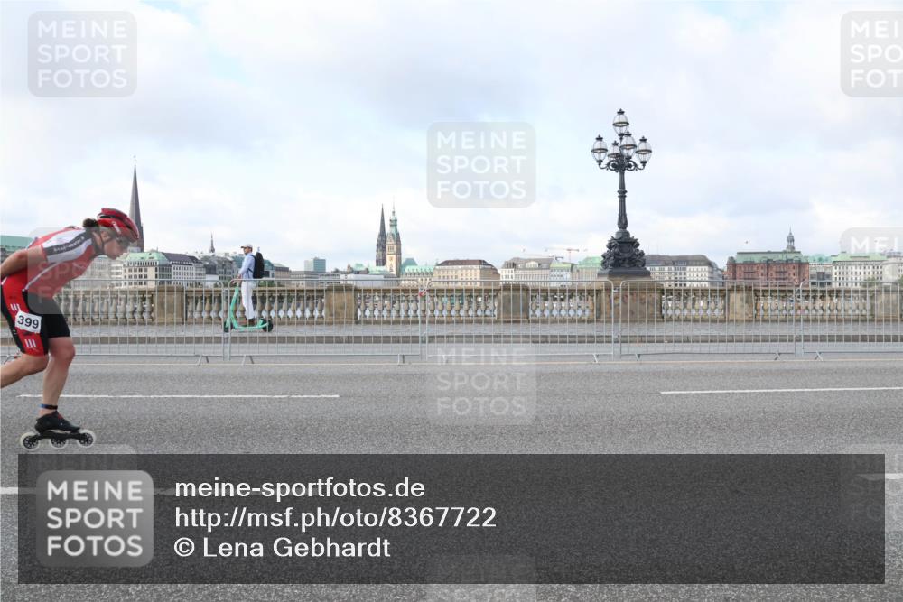 29.06.2025 - hella hamburg halbmarathon Lena Gebhardt http://msf.ph/oto/8367722 29.06.2025 08:49:53 Lombardsbrücke 399 meine-sportfotos.de