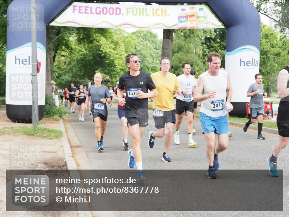 29.06.2025 - hella hamburg halbmarathon MichiJ http://msf.ph/oto/8367778 29.06.2025 10:44:12 Zwischen KM18-KM19 1715, 1719, 1833, 2025, 2488, 3093, 3413, 4467, 5458, 12774, 13376, 15189, 15584, 15726, 16093, 16830, 17769, 18966 meine-sportfotos.de