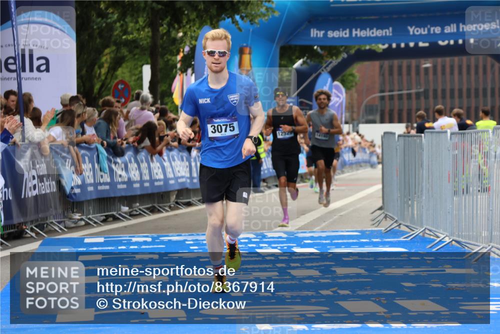29.06.2025 - hella hamburg halbmarathon Strokosch-Dieckow http://msf.ph/oto/8367914 29.06.2025 10:28:16 Ziel 3075, 7389, 12529, 14140, 16711 meine-sportfotos.de