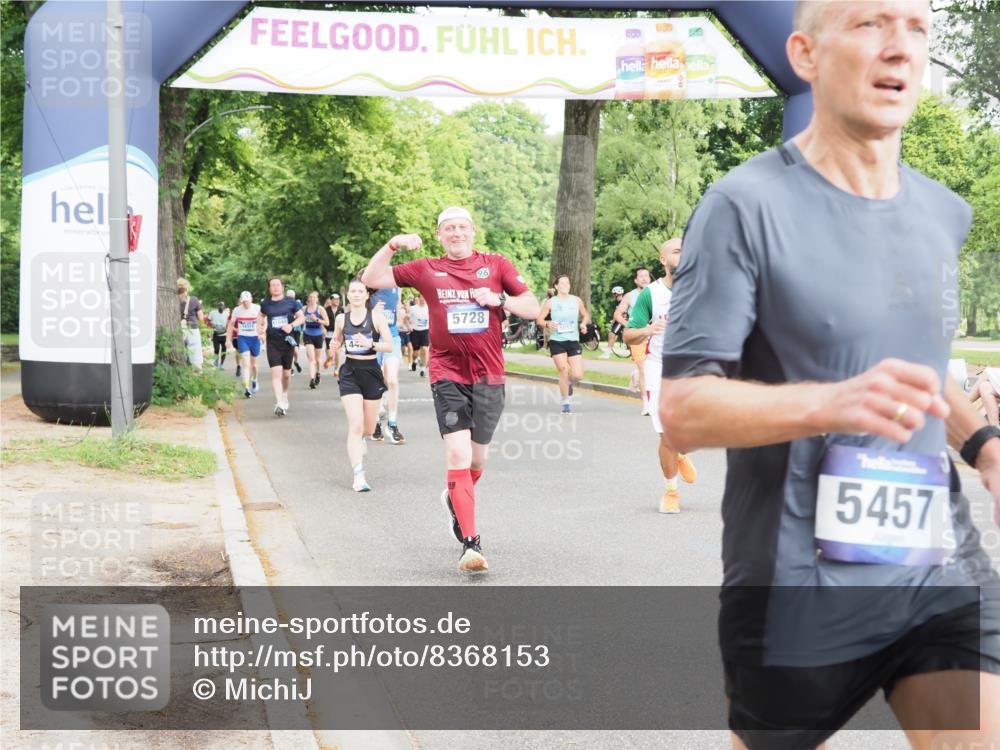 29.06.2025 - hella hamburg halbmarathon MichiJ http://msf.ph/oto/8368153 29.06.2025 10:44:15 Zwischen KM18-KM19 1200, 1833, 2025, 2488, 3093, 3413, 3859, 4426, 5015, 5457, 5458, 5728, 12773, 12774, 13376, 15189, 15584, 15726, 16830, 17769, 18966 meine-sportfotos.de