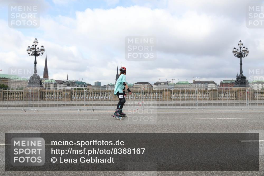 29.06.2025 - hella hamburg halbmarathon Lena Gebhardt http://msf.ph/oto/8368167 29.06.2025 09:10:56 Lombardsbrücke 347 meine-sportfotos.de