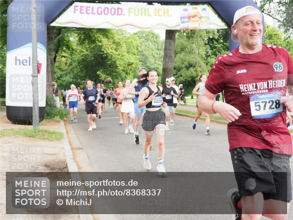 29.06.2025 - hella hamburg halbmarathon MichiJ http://msf.ph/oto/8368337 29.06.2025 10:44:16 Zwischen KM18-KM19 1200, 1833, 2025, 2488, 3413, 3859, 4426, 5015, 5134, 5457, 5458, 5728, 12773, 12774, 13376, 15110, 15584, 15726, 16830, 17769, 18966 meine-sportfotos.de