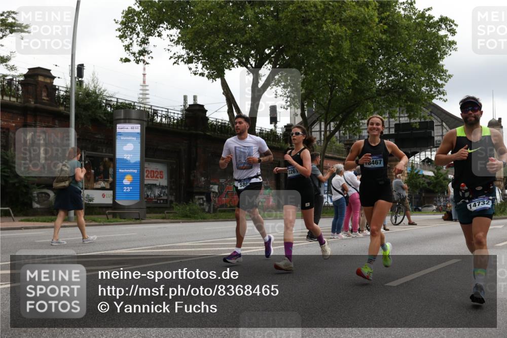 29.06.2025 - hella hamburg halbmarathon Yannick Fuchs http://msf.ph/oto/8368465 29.06.2025 10:53:28 20KM 2348, 2780, 3114, 3279, 3425, 3983, 4088, 4238, 4796, 4986, 5885, 6087, 6220, 6438, 7031, 7223, 7287, 8030, 8807, 9985, 10488, 10587, 10896, 10943, 11018, 11114, 11757, 11935, 11938, 12206, 12261, 12564, 12736, 12779, 12862, 13583, 13706, 13761, 14567, 14732, 14902, 14928, 14965, 15232, 15284, 15785, 16227, 16530, 16754, 16910, 16915, 16980, 17176, 17304, 17503, 17630, 18467, 18485, 18716, 18855, 19015, 19160 meine-sportfotos.de