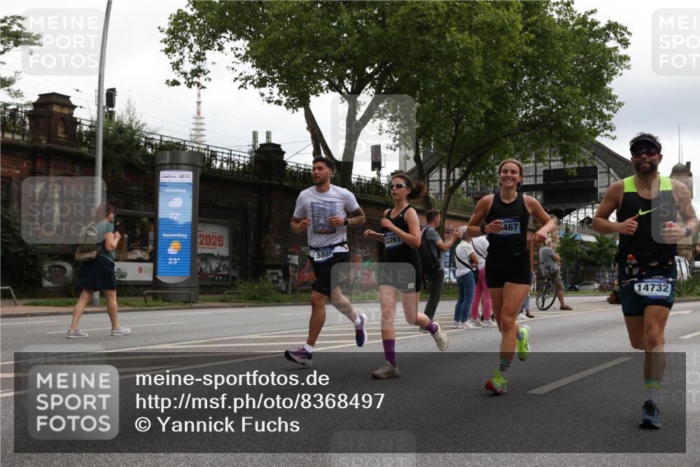 29.06.2025 - hella hamburg halbmarathon Yannick Fuchs http://msf.ph/oto/8368497 29.06.2025 10:53:28 20KM 2348, 2780, 3114, 3279, 3425, 3983, 4088, 4238, 4796, 4986, 5885, 6087, 6220, 6438, 7031, 7223, 7287, 8030, 8807, 9985, 10488, 10587, 10896, 10943, 11018, 11114, 11757, 11935, 11938, 12206, 12261, 12564, 12736, 12779, 12862, 13583, 13706, 13761, 14567, 14732, 14902, 14928, 14965, 15232, 15284, 15785, 16227, 16530, 16754, 16910, 16915, 16980, 17176, 17304, 17503, 17630, 18467, 18485, 18716, 18855, 19015, 19160 meine-sportfotos.de