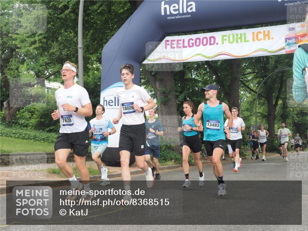 29.06.2025 - hella hamburg halbmarathon KatJ http://msf.ph/oto/8368515 29.06.2025 10:23:19 Zwischen KM18-KM19 1743, 5550, 7628 meine-sportfotos.de