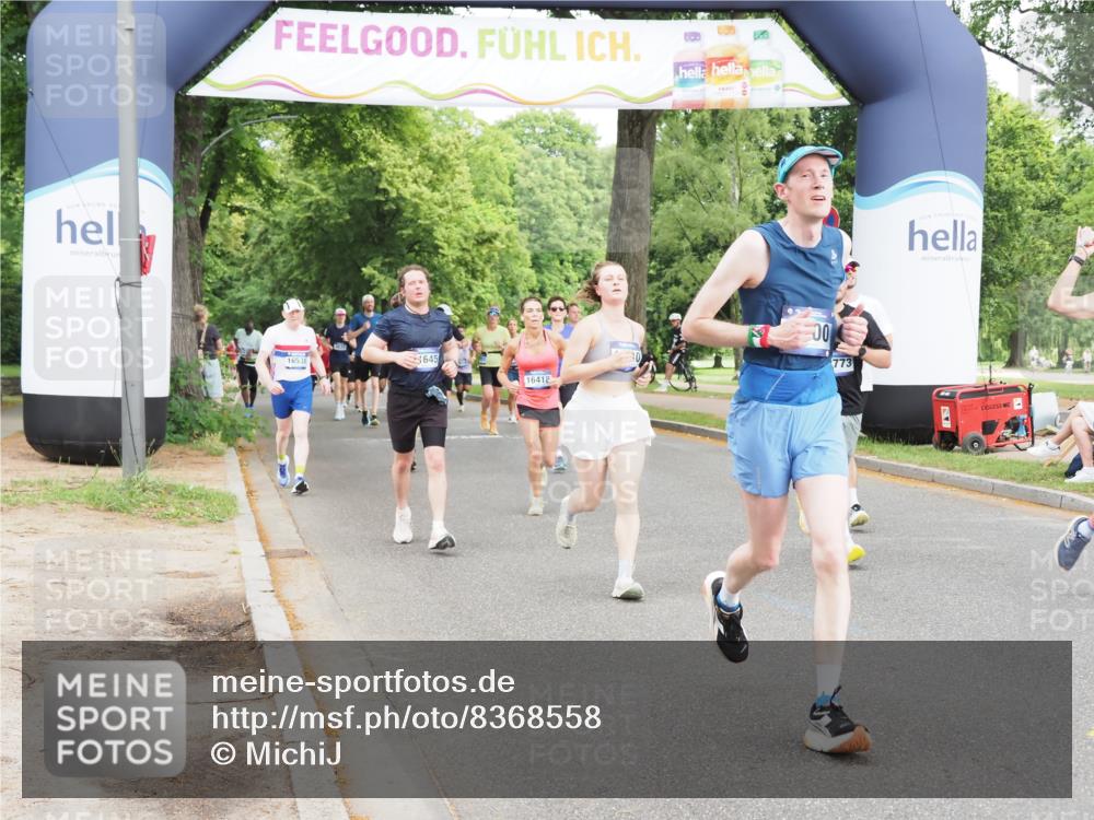 29.06.2025 - hella hamburg halbmarathon MichiJ http://msf.ph/oto/8368558 29.06.2025 10:44:18 Zwischen KM18-KM19 1200, 2488, 3413, 3859, 4426, 5015, 5134, 5457, 5458, 5728, 11645, 12773, 12774, 15110, 15584, 15726, 16531, 16830, 17769, 17848, 18966 meine-sportfotos.de