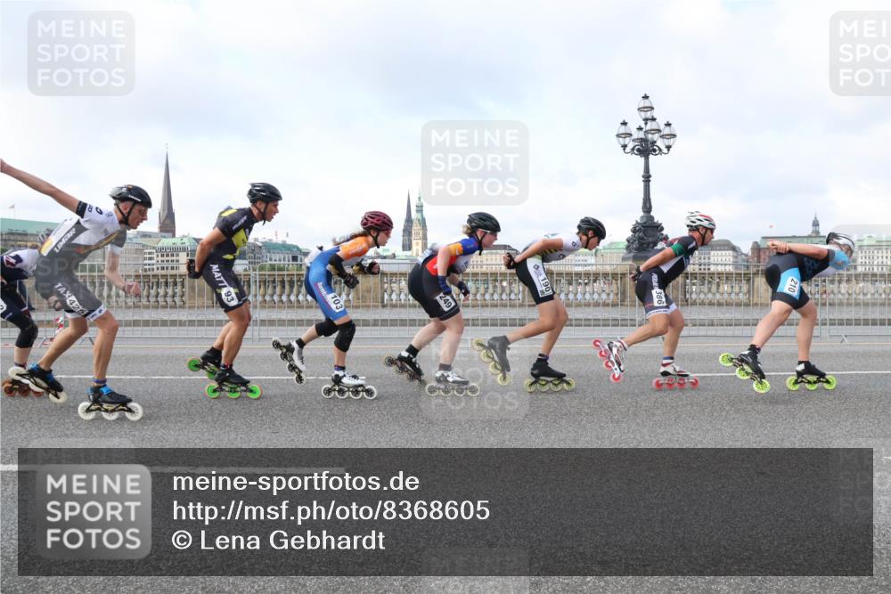 29.06.2025 - hella hamburg halbmarathon Lena Gebhardt http://msf.ph/oto/8368605 29.06.2025 08:50:02 Lombardsbrücke 93, 425, 103, 249, 190, 386, 210 meine-sportfotos.de