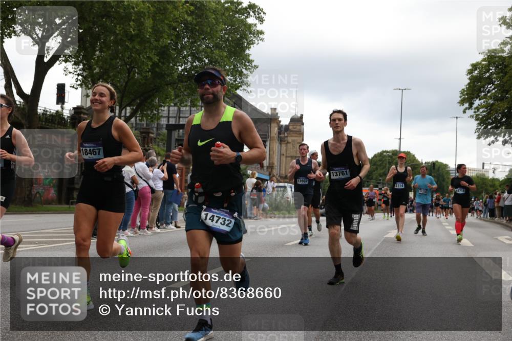 29.06.2025 - hella hamburg halbmarathon Yannick Fuchs http://msf.ph/oto/8368660 29.06.2025 10:53:29 20KM 2348, 2780, 3114, 3279, 3425, 4238, 4796, 4986, 5885, 6087, 6220, 6438, 7031, 7223, 7287, 8030, 8326, 8807, 9985, 10488, 10587, 10896, 10943, 11018, 11114, 11757, 11935, 11938, 12206, 12261, 12564, 12736, 12779, 12862, 13583, 13706, 13761, 14567, 14732, 14902, 14928, 14965, 15232, 15284, 15785, 16227, 16530, 16754, 16910, 16915, 16980, 17176, 17304, 17503, 17630, 18467, 18485, 18716, 18855, 19015, 19160 meine-sportfotos.de