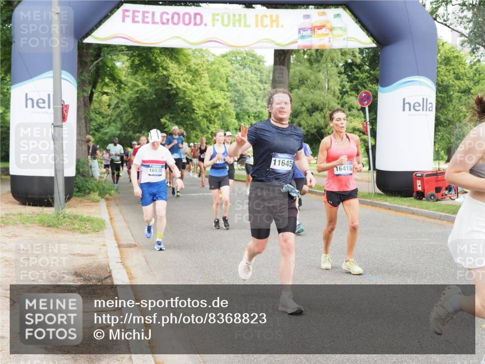 29.06.2025 - hella hamburg halbmarathon MichiJ http://msf.ph/oto/8368823 29.06.2025 10:44:19 Zwischen KM18-KM19 1200, 2488, 3859, 4426, 5015, 5134, 5457, 5458, 5728, 11645, 12773, 12774, 15110, 15584, 15726, 16418, 16531, 17848, 18966 meine-sportfotos.de